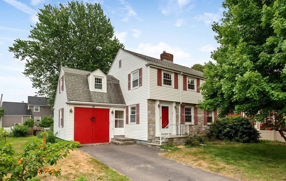 Unit for sale at 19 Colonial Dr, Arlington, MA 02474
