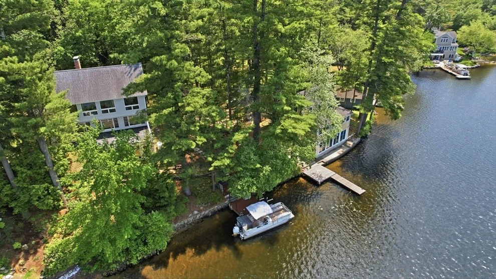 Unit for sale at 18 Deer Run, Littleton, MA 01460