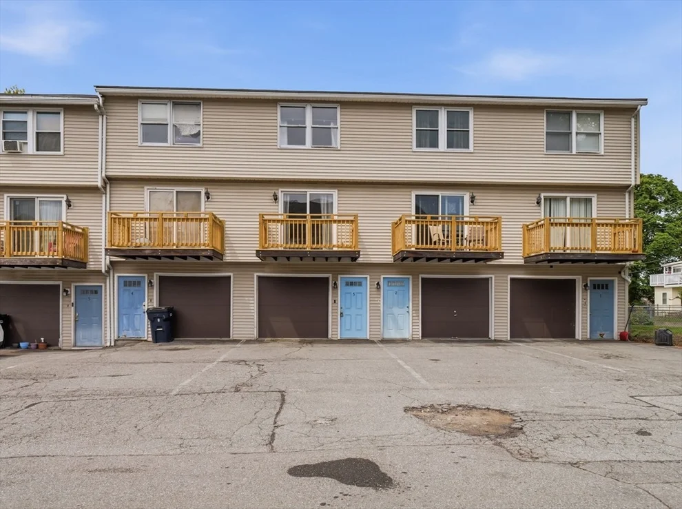 Unit for sale at 11 W Bowers St, Lowell, MA 01854