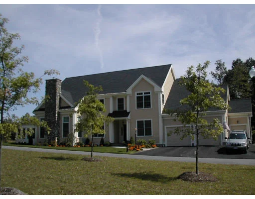 Unit for sale at 27 Tournament Way, Sutton, MA 01590