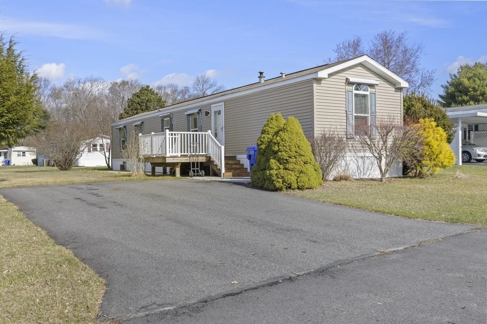 Unit for sale at 25 Thayer Drive, Taunton, MA 02780