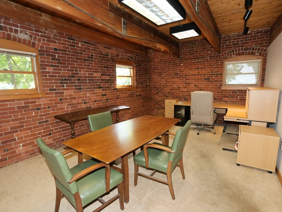 Unit for sale at 18 John St, Worcester, MA 01609