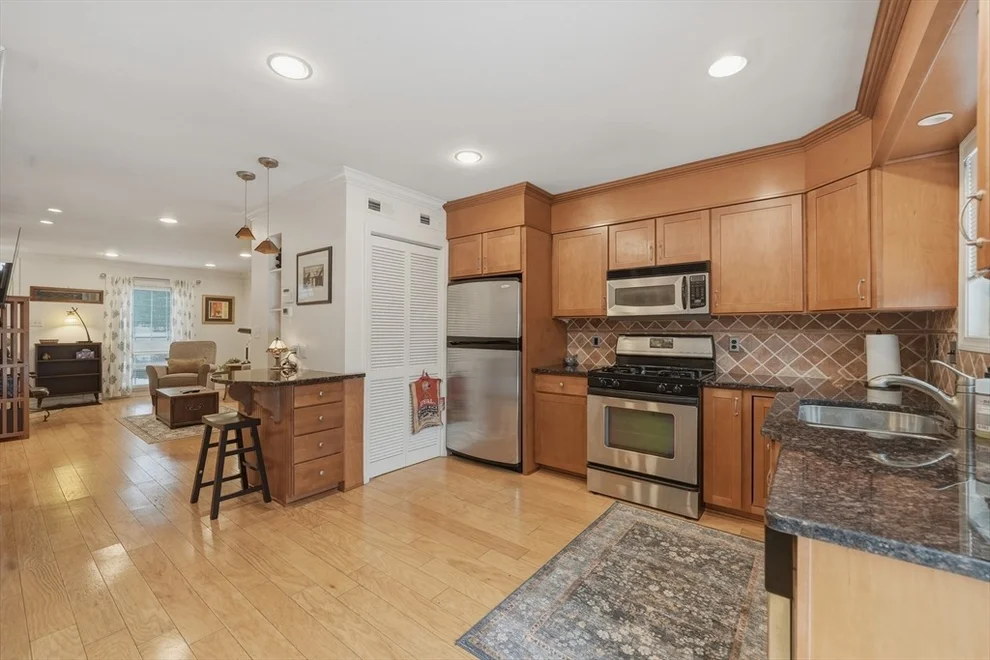 Unit for sale at 1155 Dickinson St, Springfield, MA 01108