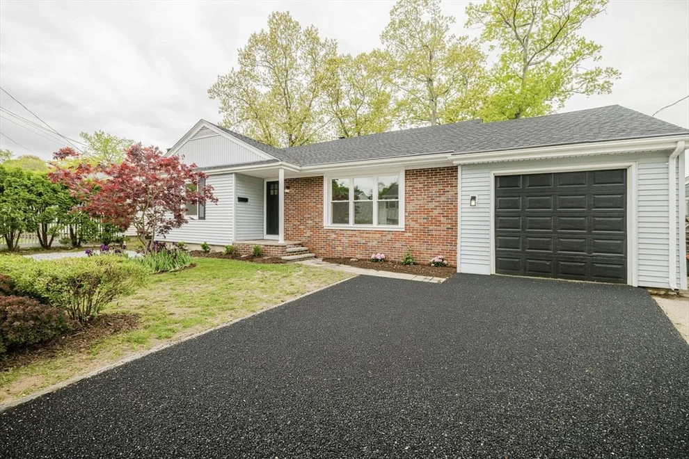Unit for sale at 25 Pensaukee Ave, North Providence, RI 02911