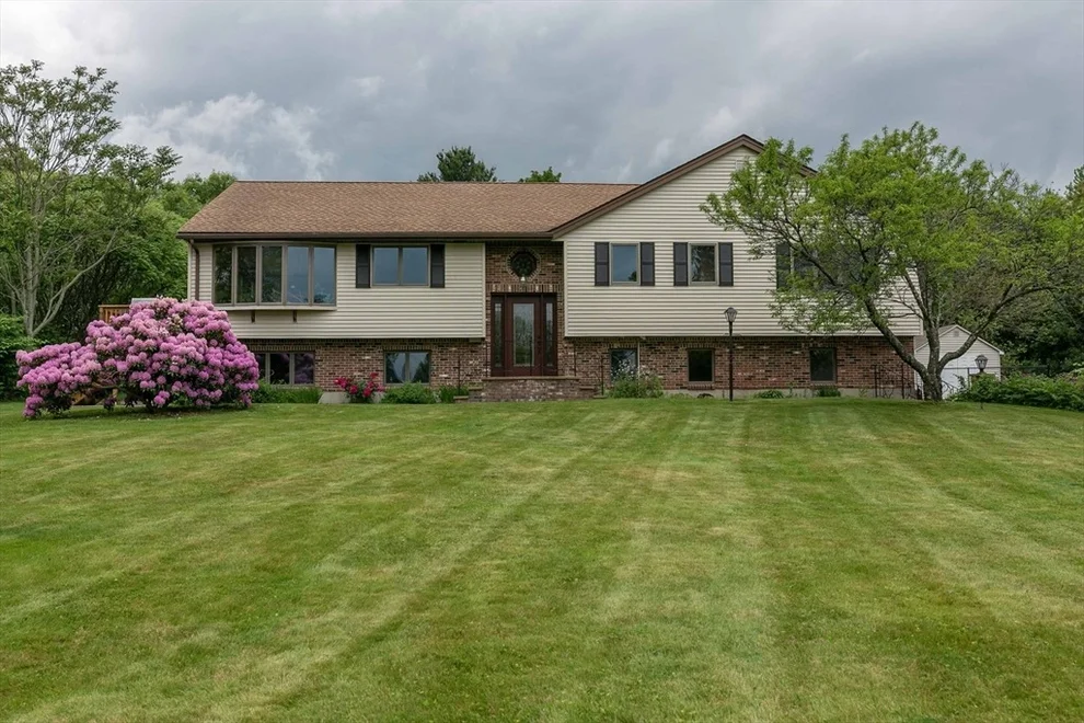 Unit for sale at 159 Plantation Street, Worcester, MA 01604