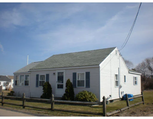 Unit for sale at 13 Massasoit Ave, Marshfield, MA 02050