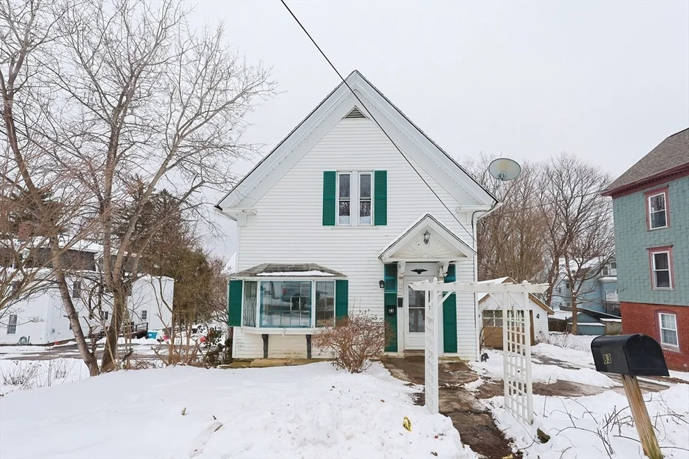 Unit for sale at 83 Maple St, North Brookfield, MA 01535