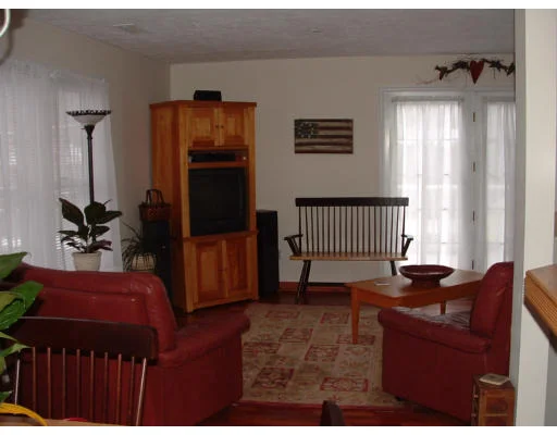 Unit for sale at 6-201 1 Riverview Blvd, Methuen, MA 01844