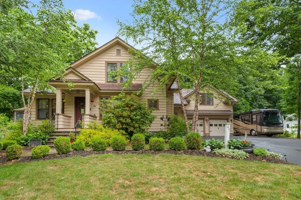 Unit for sale at 47 Bancroft Rd, Holden, MA 01520