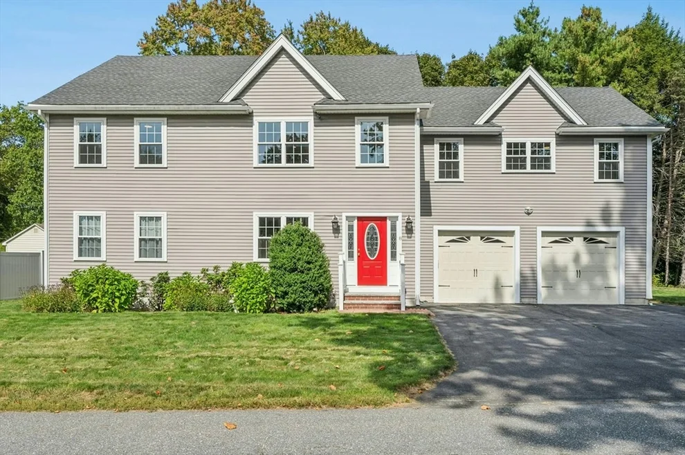 Unit for sale at 8 Laurel Ct, Acton, MA 01720