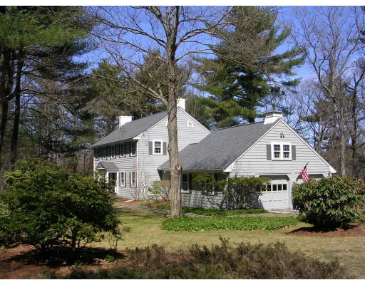 Unit for sale at 30 Lantern Lane, Weston, MA 02493