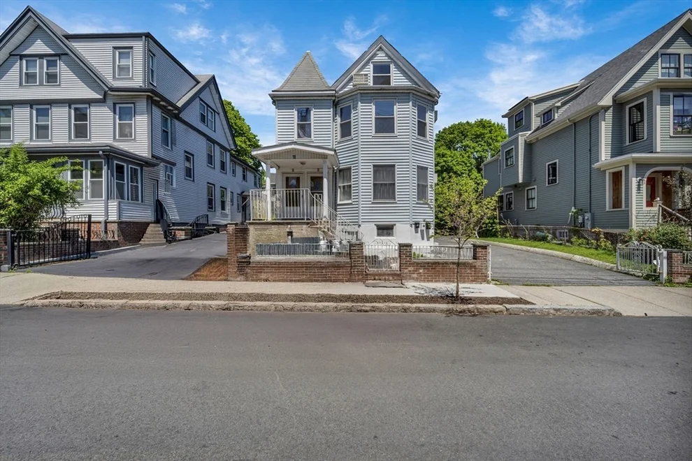 Unit for sale at 71 Berkeley St, Somerville, MA 02143