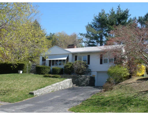 Unit for sale at 18 Sussex Ln, Worcester, MA 01602