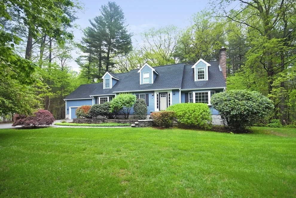 Unit for sale at 66 Inches Brook Lane, Boxborough, MA 01719