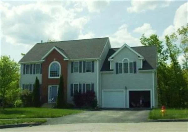 Unit for sale at 29 Snowy Owl Ln, Worcester, MA 01605