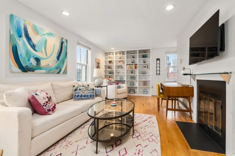 Unit for sale at 150 Chandler St, Boston, MA 02116