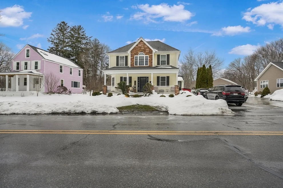 Unit for sale at 90 Elm St, Swansea, MA 02777