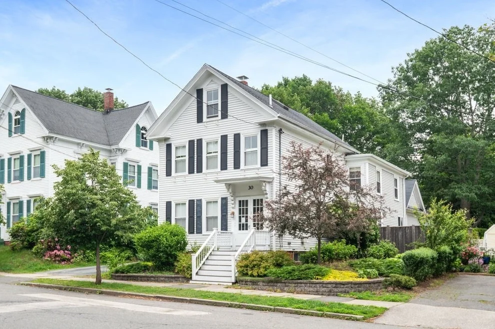 Unit for sale at 30 Oakland Street, Newburyport, MA 01950