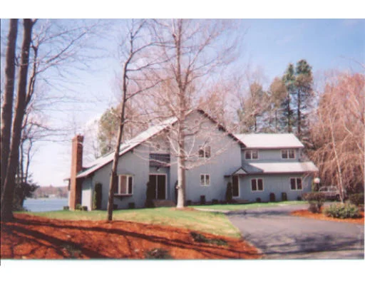 Unit for sale at 138 Charles St., Leicester, MA 01524
