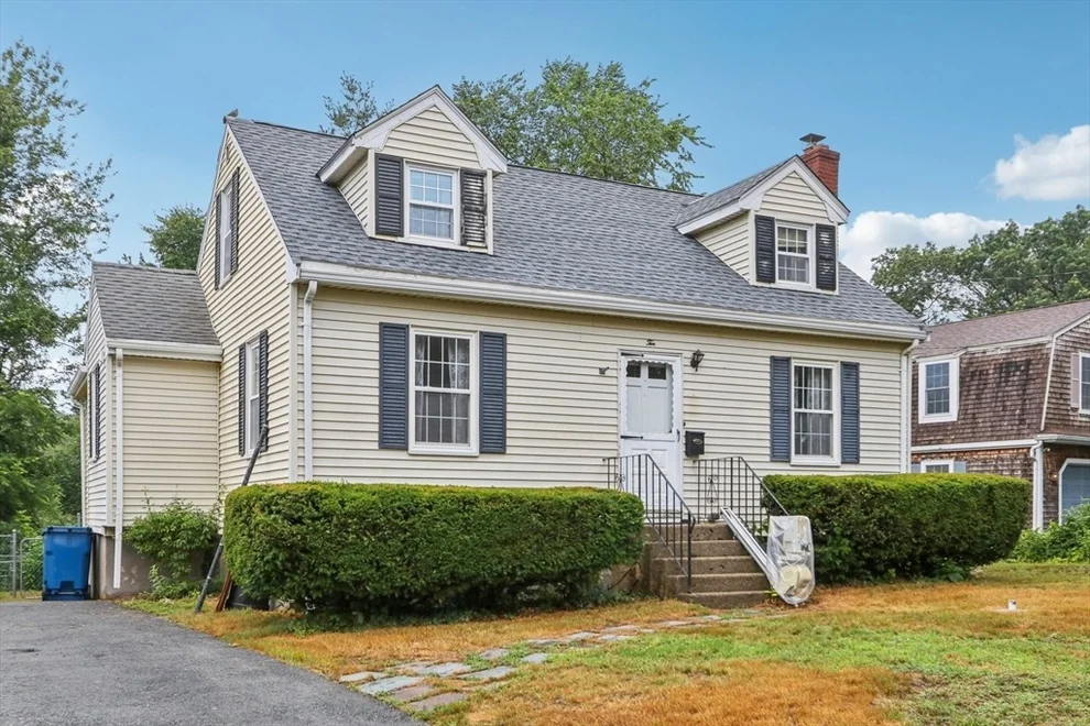 Unit for sale at 10 Westland Rd, Randolph, MA 02368