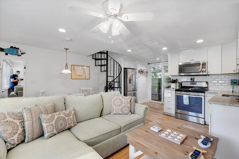Unit for sale at 405 Lower County Rd, Harwich, MA 02646