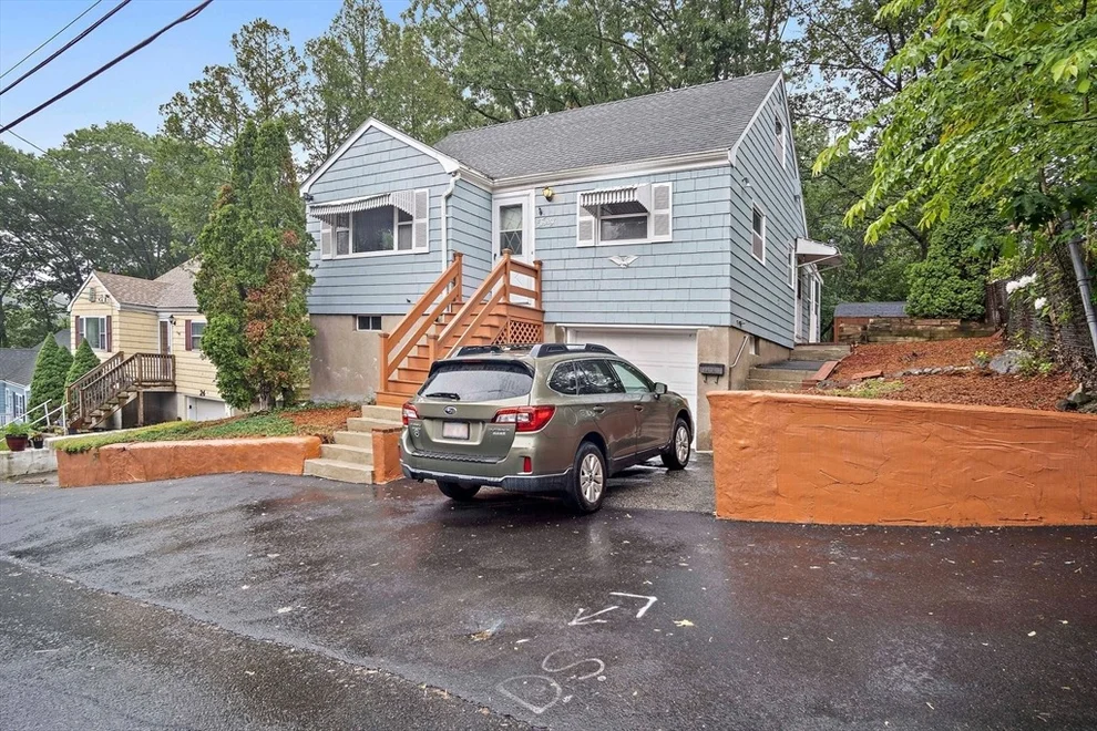 Unit for sale at 30 Bonavesta, Lynn, MA 01902