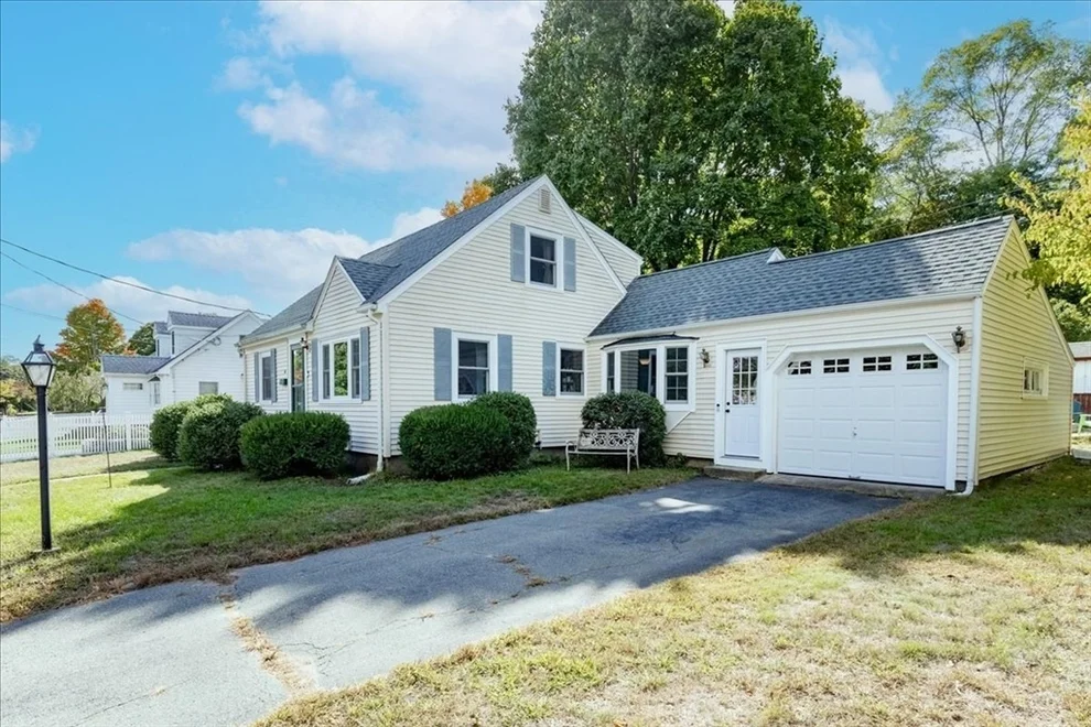 Unit for sale at 34 Roosevelt Ave, Danvers, MA 01923