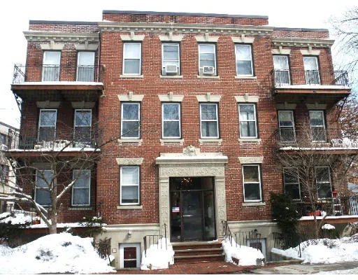Unit for sale at 8 Kinross Road, Boston, MA 02135