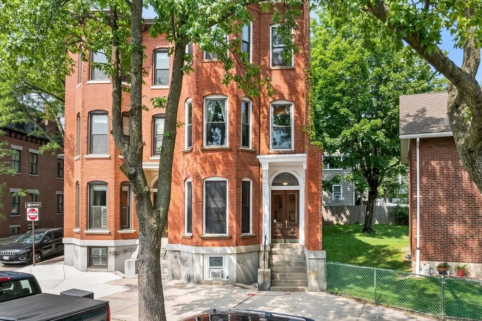 Unit for sale at 397 Main St, Boston, MA 02129