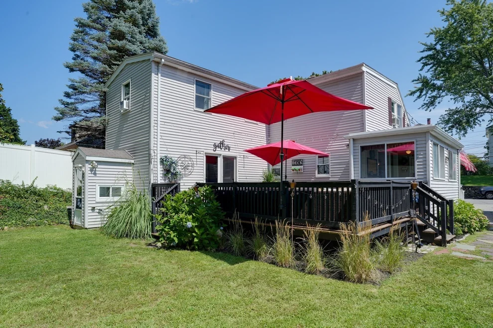 Unit for sale at 18 Ellis St, Woburn, MA 01801