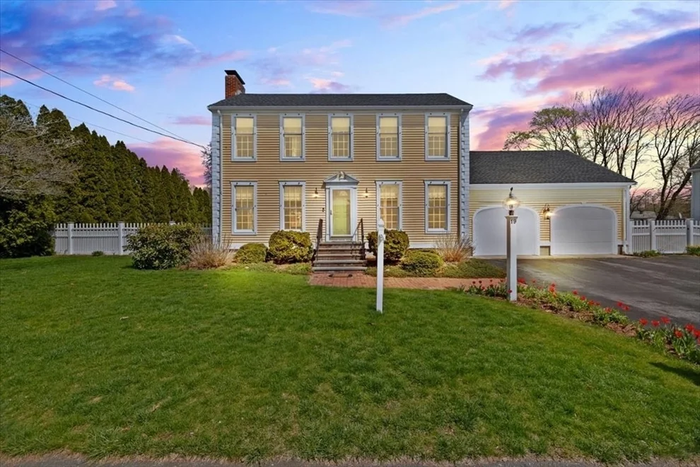 Unit for sale at 19 Crapo St, Taunton, MA 02780