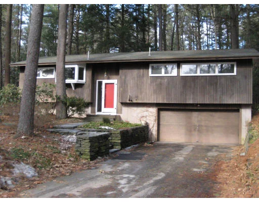 Unit for sale at 20 Flintlock Lane, Amherst, MA 01002