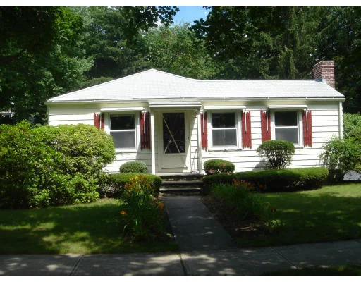 Unit for sale at 177 S Flagg St, Worcester, MA 01602