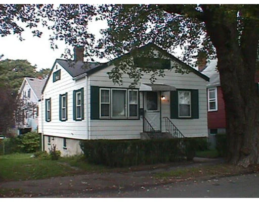 Unit for sale at 20 Pelican, Quincy, MA 02169