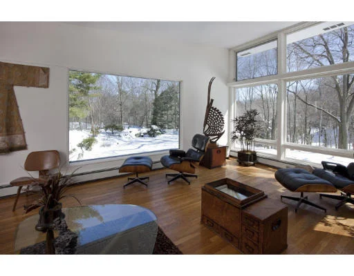 Unit for sale at 140 Grant Ave, Newton, MA 02459