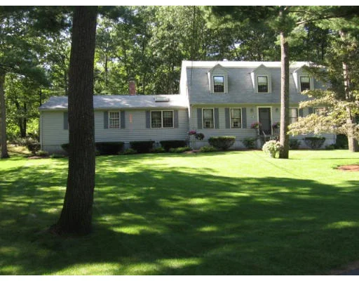 Unit for sale at 14 Lee Road, Medfield, MA 02052