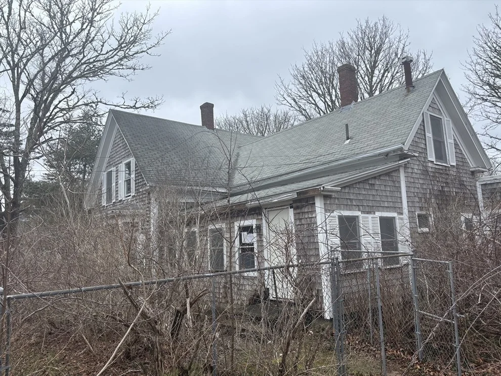 Unit for sale at 202 Route 28, Harwich, MA 02671