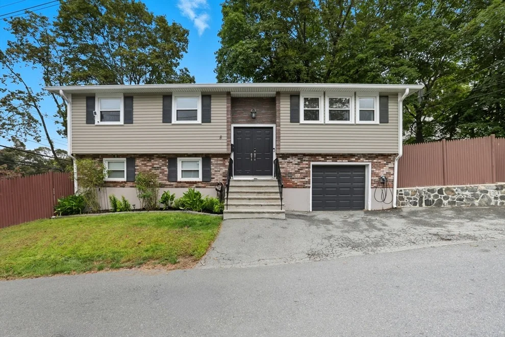 Unit for sale at 8 Ryan Pl, Swampscott, MA 01907