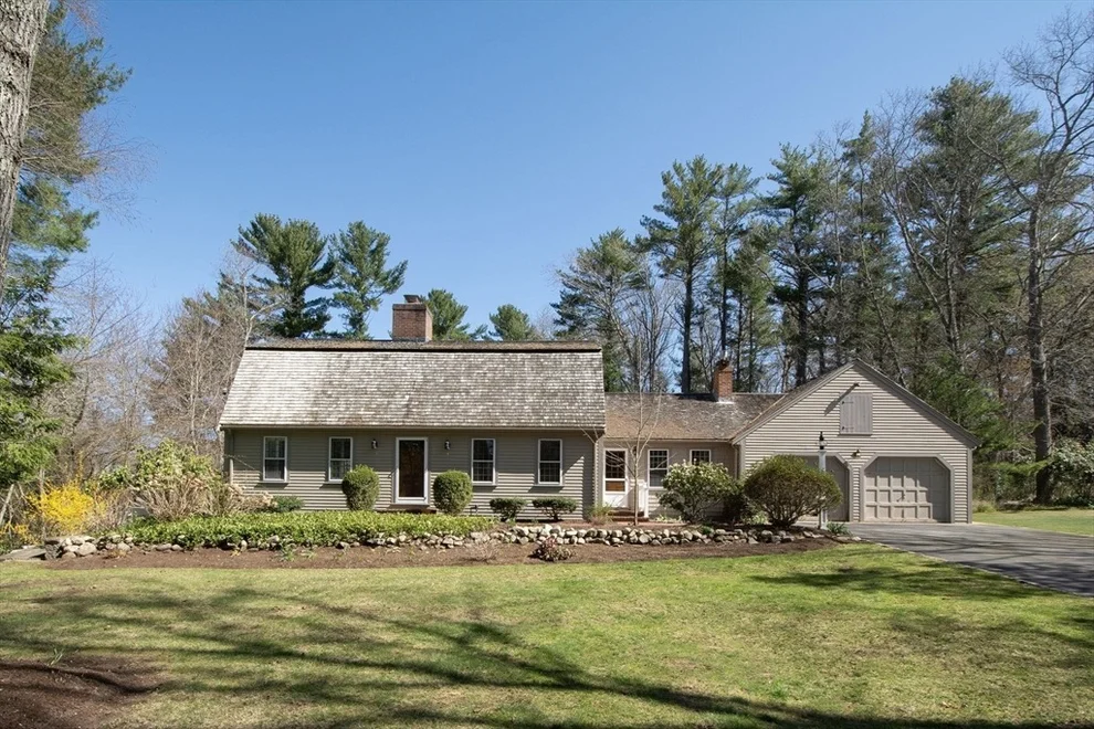 Unit for sale at 19 Till Rock Ln, Norwell, MA 02061