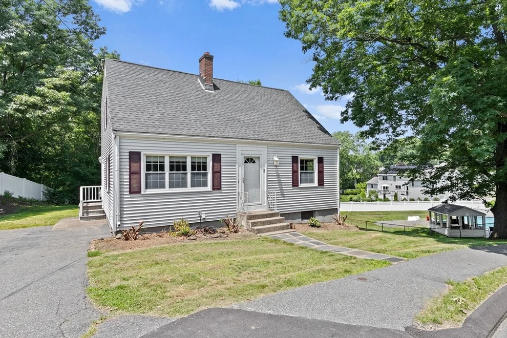Unit for sale at 3 Flint Circle, Woburn, MA 01801