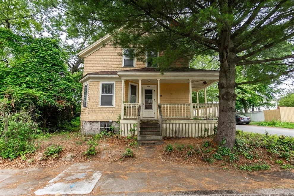 Unit for sale at 270 Garden St, Fall River, MA 02720