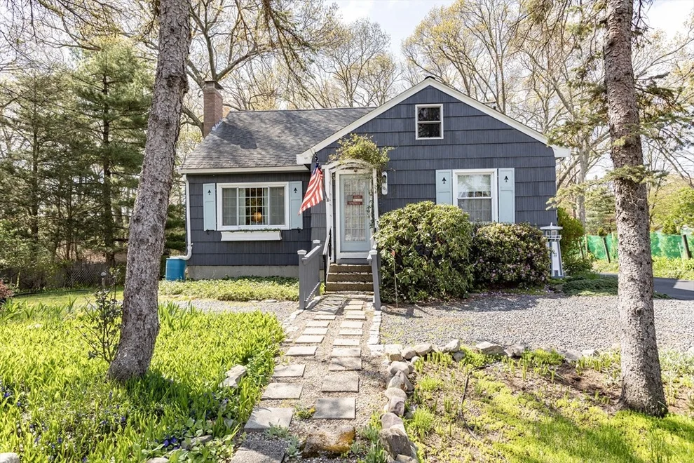 Unit for sale at 181 Oak Street, Randolph, MA 02368