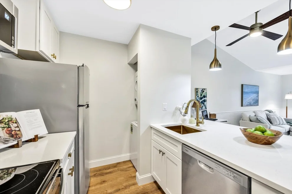 Unit for sale at 102 Fletcher Ln, Brewster, MA 02631