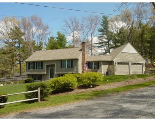 Unit for sale at 114 Woodside Road, Franklin, MA 02038