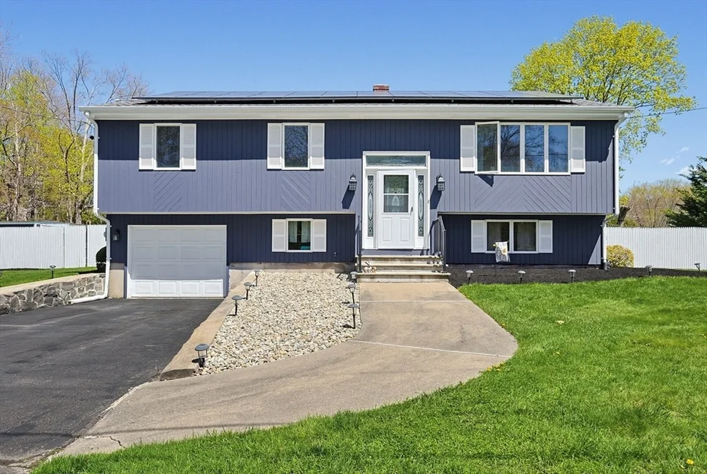Unit for sale at 132 Jean Dr, Seekonk, MA 02771
