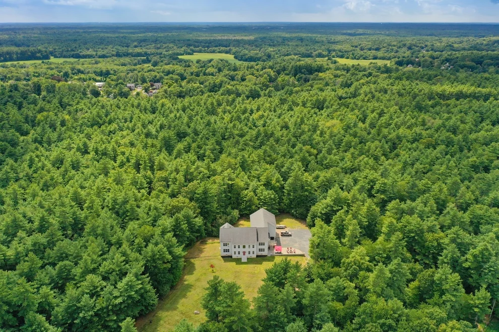 Unit for sale at 60 Precinct, Middleboro, MA 02346
