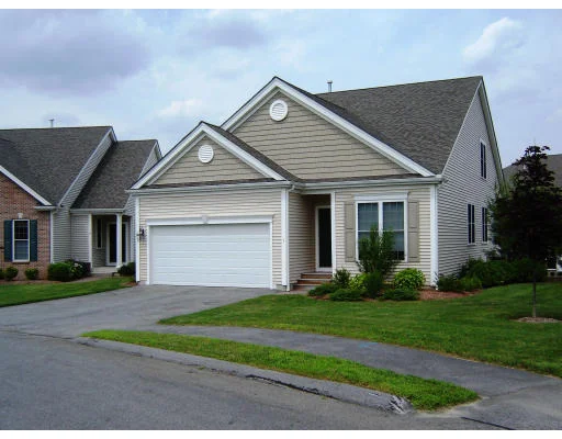 Unit for sale at 5 Pimpernel Circle, Georgetown, MA 01833