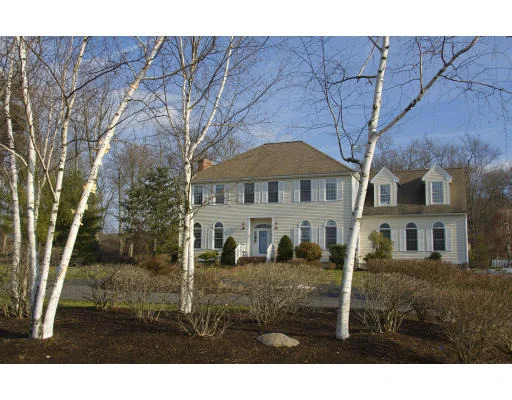 Unit for sale at 12 Apple Ridge Dr., Natick, MA 01760
