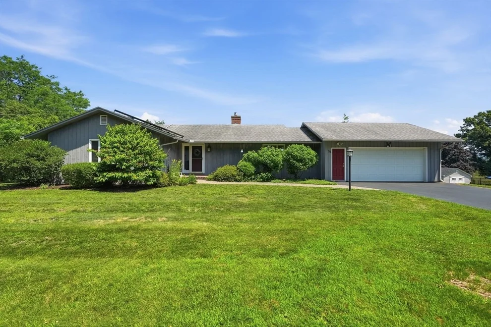 Unit for sale at 54 Sawmill Plain Rd, Deerfield, MA 01373