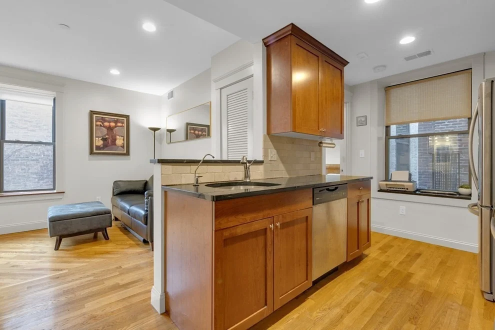 Unit for sale at 465-469 Hanover St, Boston, MA 02113